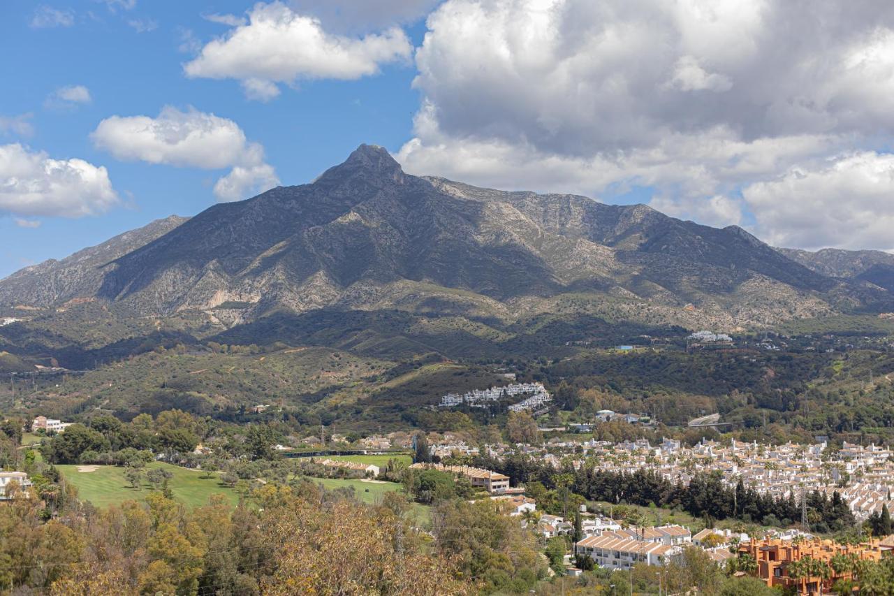 Modern Apartment With Stunning Views Marbella Dış mekan fotoğraf